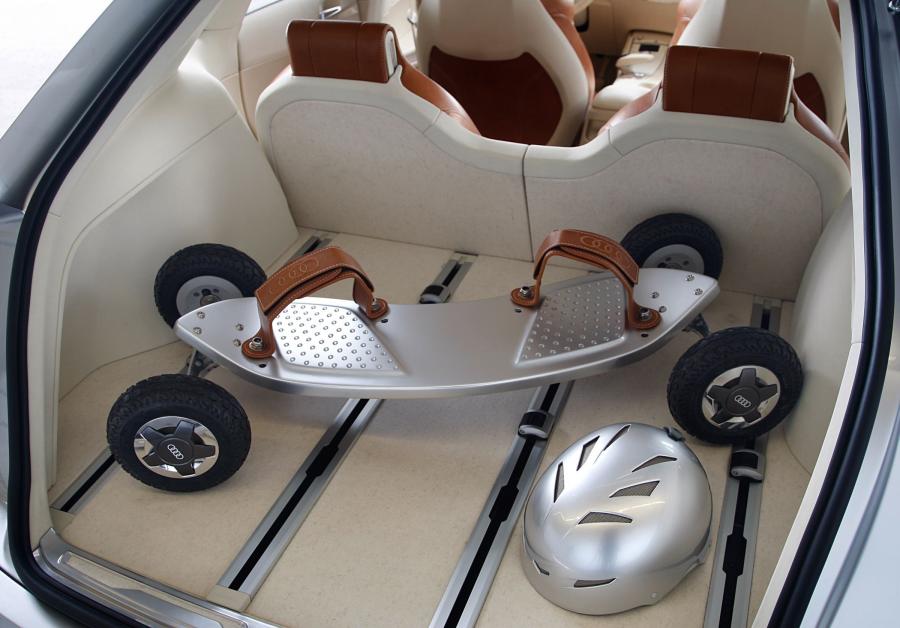 Багажник Audi Cross Coupe Quattro Concept 2007 года  (фото 44 из 49)